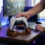 PC, gaming si accesorii - Gaming - Accesorii gaming - Accesorii console gaming - Suport Controller cu Design Canion, Maro, 19 cm - Infinity.ro