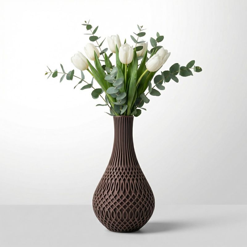 Casa si Gradina - Decoratiuni - Obiecte decorative - Vaze si boluri decorative - Vaza Decorativa cu Model Dantelat, Maro, 22 cm - Infinity.ro