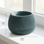 Casa si Gradina - Gradinarit si plante - Plante si ghivece - Ghivece si suporturi - Ghiveci Decorativ cu Textura Striata, Albastru petrol, 12 cm - Infinity.ro