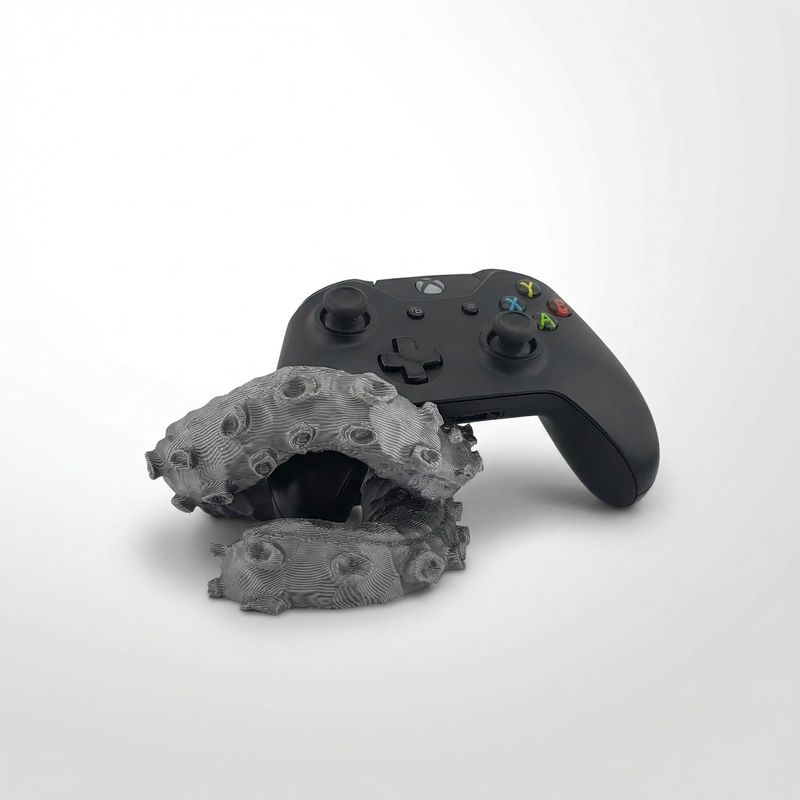PC, gaming si accesorii - Gaming - Accesorii gaming - Accesorii console gaming - Suport Controller Tentacular, Gri, 13 cm - Infinity.ro