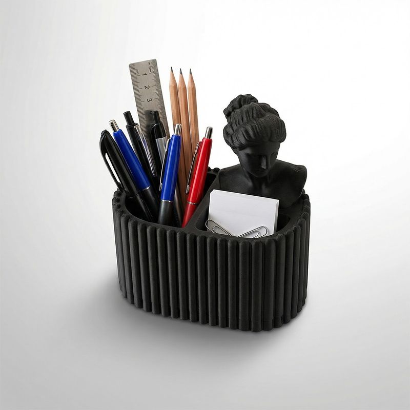 Carti si Birotica - Birotica - Accesorii de birou - Suporturi accesorii birou - Organizator Birou Sculptural cu Bust Clasic, Negru, 17 cm - Infinity.ro