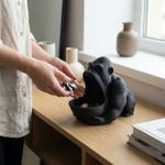 Casa si Gradina - Decoratiuni - Obiecte decorative - Vaze si boluri decorative - Bol Decorativ Sculptural Gorilla, Negru, 18 cm - Infinity.ro