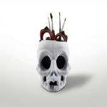 Carti si Birotica - Birotica - Accesorii de birou - Suporturi accesorii birou - Suport Pixuri Gothic Craniu, Alb, 12 cm - Infinity.ro