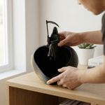 Casa si Gradina - Decoratiuni - Obiecte decorative - Accesorii decorative - Bol decorativ tip tavita Inima Gotica, negru, 18cm - Infinity.ro