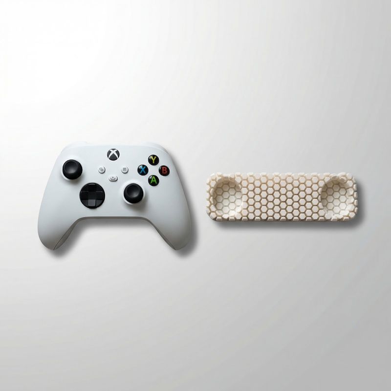 PC, gaming si accesorii - Gaming - Accesorii gaming - Accesorii console gaming - Suport Controller Hexagonal, Alb, 17 cm - Infinity.ro