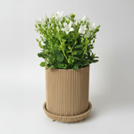 Casa si Gradina - Gradinarit si plante - Plante si ghivece - Ghivece si suporturi - Ghiveci decorativ Vertical Lines, Desert Beige, materiale eco friendly, cu tavita lipita, plastic PLA, diametru 12cm, inaltime 15cm - Infinity.ro