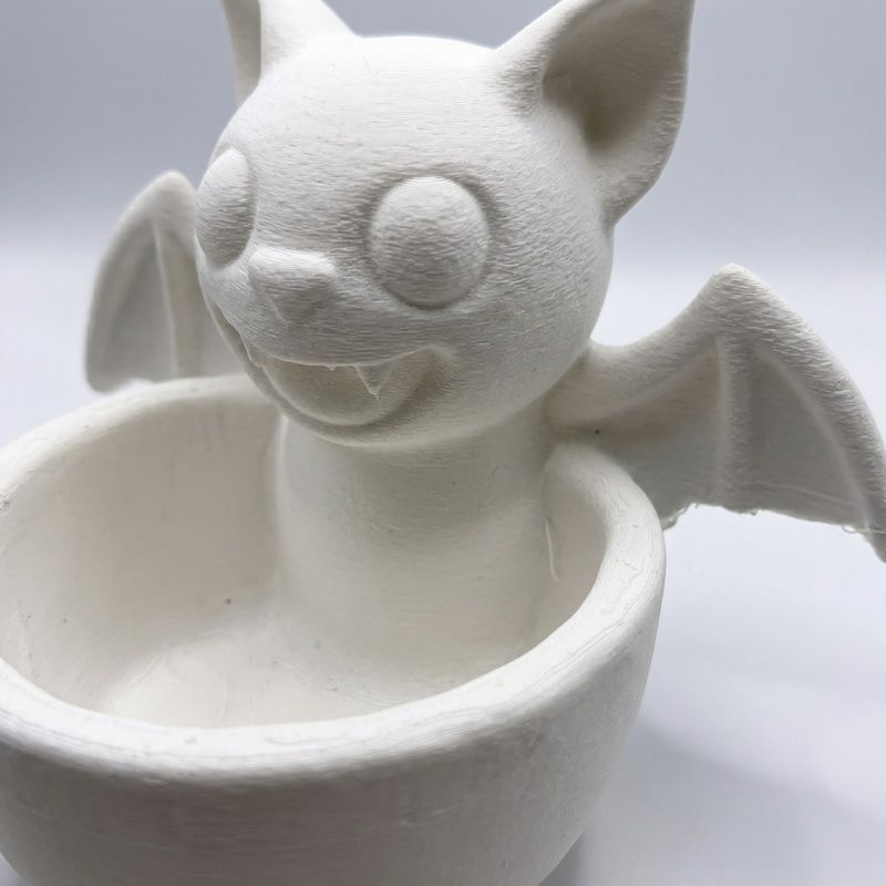 Casa si Gradina - Decoratiuni - Obiecte decorative - Vaze si boluri decorative - Bol Decorativ Halloween cu Liliac Vesel, Alb, 22 cm - Infinity.ro