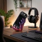 PC, gaming si accesorii - Gaming - Accesorii gaming - Accesorii console gaming - Suport Consola Portabila, design Silueta de Mana, Mov, 23 cm - Infinity.ro