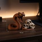 PC, gaming si accesorii - Gaming - Accesorii gaming - Accesorii console gaming - Suport Controller cu Diorama Horror, Maro/Bej, 17 cm - Infinity.ro