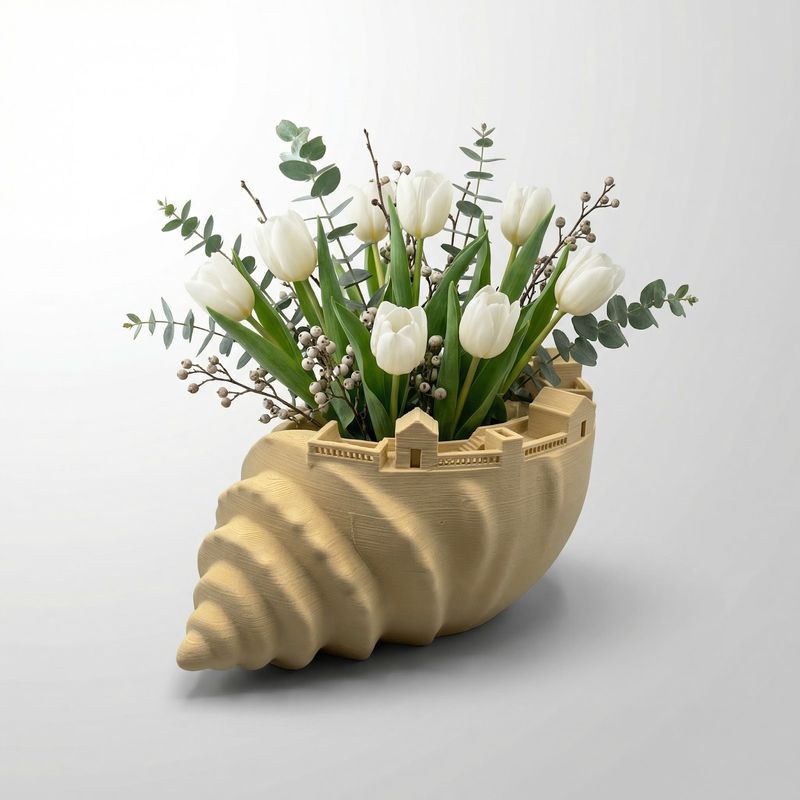 Casa si Gradina - Decoratiuni - Obiecte decorative - Vaze si boluri decorative - Bol Decorativ Tip Scoica cu Detalii Arhitecturale, Bej, 19 cm - Infinity.ro