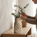 Casa si Gradina - Decoratiuni - Obiecte decorative - Vaze si boluri decorative - Vaza Decorativa Organica cu Baza Tip Radacini, Bej, 19 cm - Infinity.ro