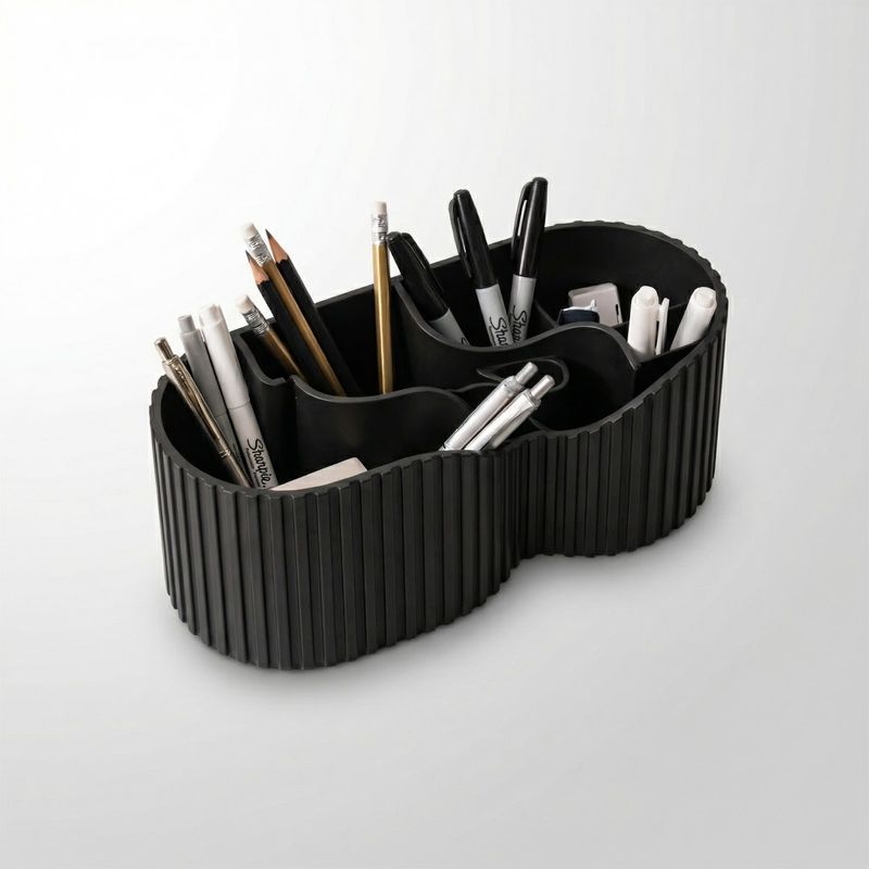 Carti si Birotica - Birotica - Accesorii de birou - Suporturi accesorii birou - Organizator Birou Sculptural cu Nervuri, Negru, 19 cm - Infinity.ro