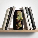 Carti si Birotica - Carti - Accesorii pentru cititori - Book Nook Decorativ Tentacul Marin, Multicolor, 17 cm - Infinity.ro