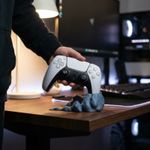 PC, gaming si accesorii - Gaming - Accesorii gaming - Accesorii console gaming - Suport pentru Controller, Albastru, 15cm, Forma de Mana - Infinity.ro