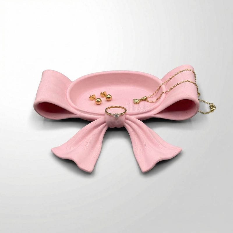 Fashion, accesorii si bijuterii - Femei - Bijuterii femei - Cutii bijuterii - Tavita Bijuterii cu Funda Sculpturala, Roz, 13 cm - Infinity.ro