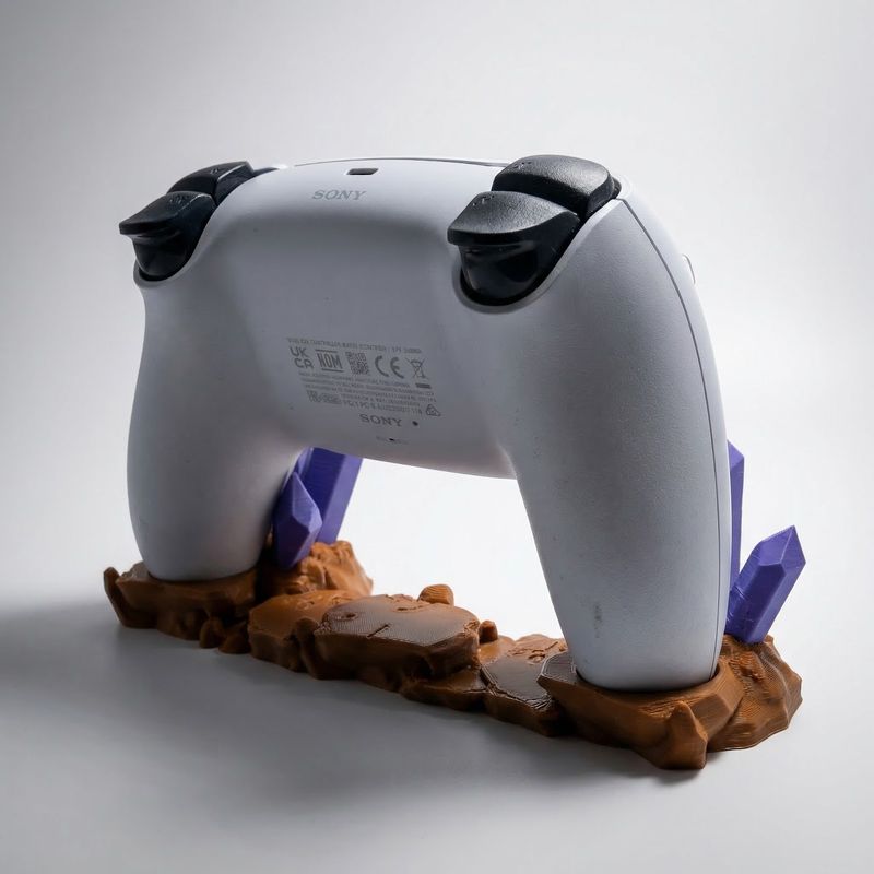 PC, gaming si accesorii - Gaming - Accesorii gaming - Accesorii console gaming - Suport Controller cu Design Cristale, Albastru/Vernil, 19 cm - Infinity.ro