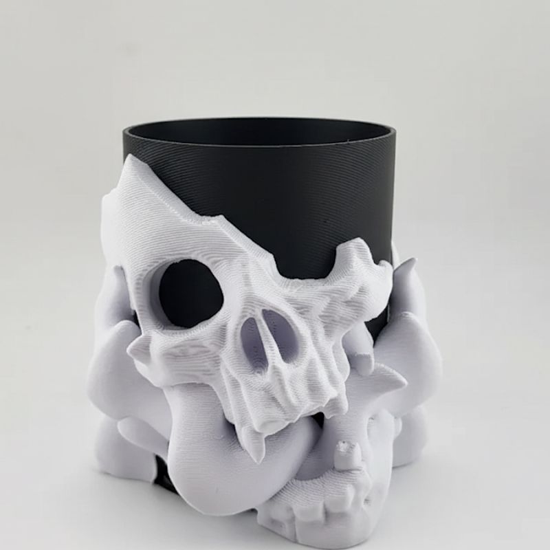 Carti si Birotica - Birotica - Accesorii de birou - Suporturi accesorii birou - Suport pixuri craniu, organizator birou, design 3D, 7,5cm, 400ml, plastic PLA - Infinity.ro