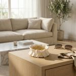 Casa si Gradina - Decoratiuni - Obiecte decorative - Vaze si boluri decorative - Bol Decorativ cu Volane si Funda Eleganta, Alb, 13 cm - Infinity.ro