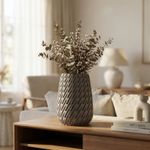 Casa si Gradina - Decoratiuni - Obiecte decorative - Vaze si boluri decorative - Vaza Decorativa cu Textura Fluida, Gri, 29 cm - Infinity.ro