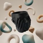 Carti si Birotica - Birotica - Accesorii de birou - Suporturi accesorii birou - Suport Pixuri Sculptural Silueta, Negru, 17 cm - Infinity.ro