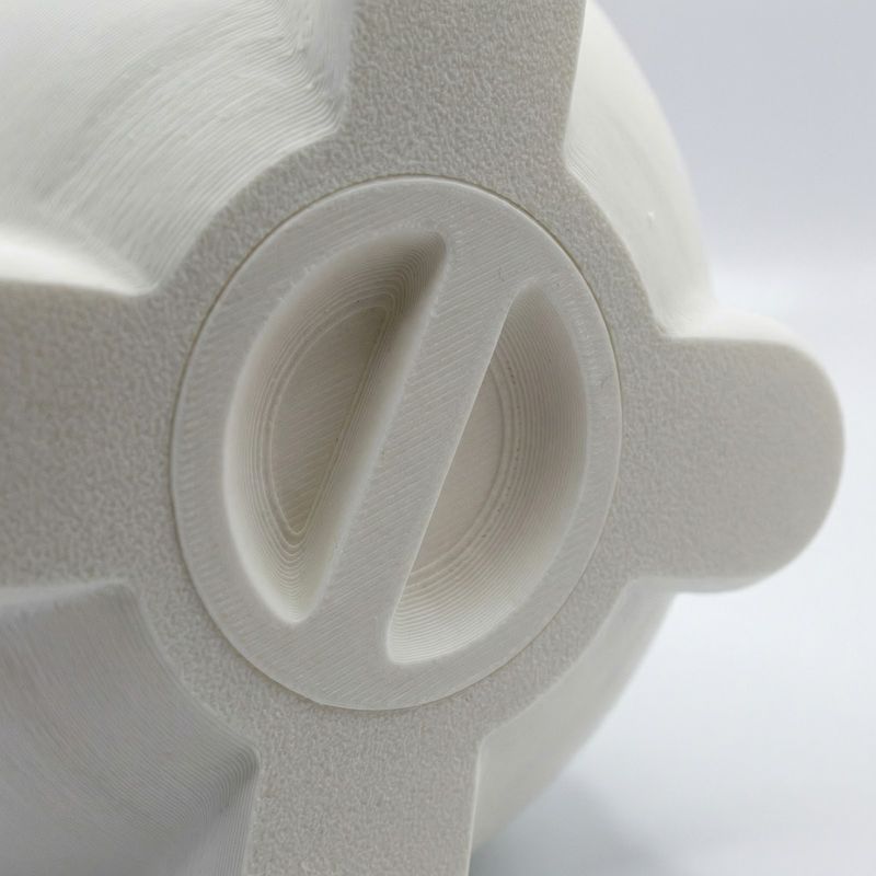 Casa si Gradina - Decoratiuni - Obiecte decorative - Accesorii decorative - Pusculita Decorativa cu Silueta Minimalista, Alb, 5 cm - Infinity.ro