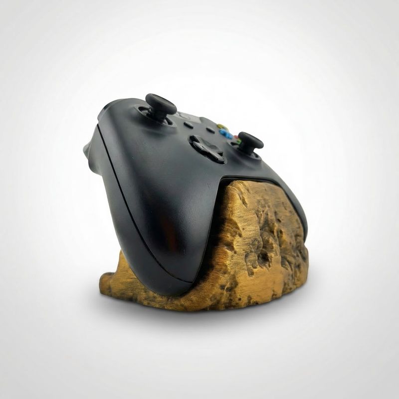 PC, gaming si accesorii - Gaming - Accesorii gaming - Accesorii console gaming - Suport Controller Textura Nugget, Auriu, 13 cm - Infinity.ro