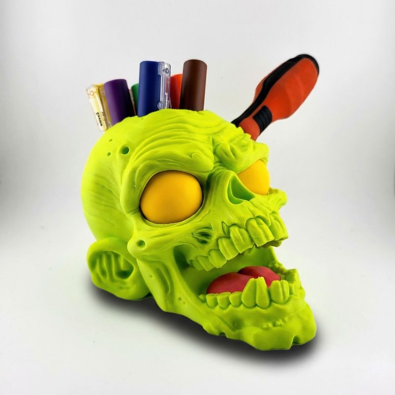 Carti si Birotica - Birotica - Accesorii de birou - Suporturi accesorii birou - Suport Pixuri si Unelte cu Forma Craniu, Verde Neon, 10 cm - Infinity.ro