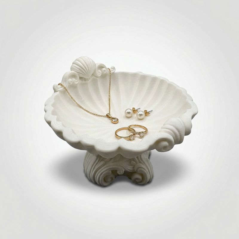 Fashion, accesorii si bijuterii - Femei - Bijuterii femei - Cutii bijuterii - Tavita pentru Bijuterii cu Model Scoica, Ivory, 10 cm - Infinity.ro