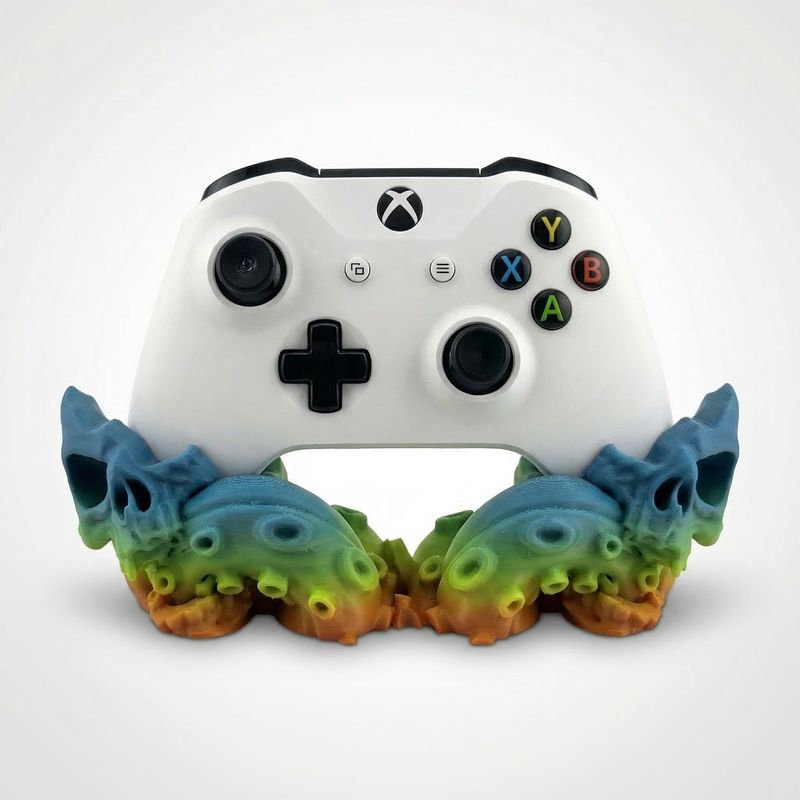 PC, gaming si accesorii - Gaming - Accesorii gaming - Accesorii console gaming - Suport Controller cu Design Craniu si Tentacule, Multicolor, 20 cm - Infinity.ro