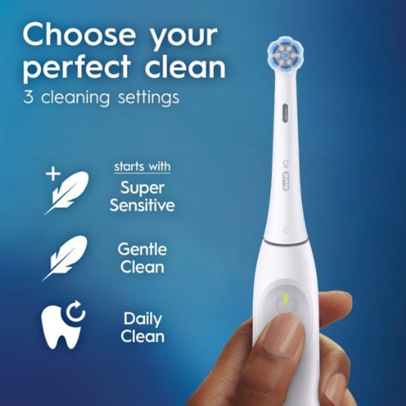 Ingrijire personala si Cosmetice - Igiena dentara - Periute de dinti electrice - Periuta de dinti electrica Oral-B iO Series 2 White, 3 moduri de curatare, senzor presiune, timer 2 minute - Infinity.ro