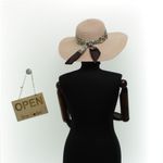 Fashion, accesorii si bijuterii - Femei - Accesorii femei - Caciuli si palarii femei - Palarie de soare dama, marime universala, 95%  hartIe  5% poliester, bor mare, cu accesoriu decorativ, Roz - PAL1876 - Infinity.ro