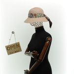 Fashion, accesorii si bijuterii - Femei - Accesorii femei - Caciuli si palarii femei - Palarie de soare dama, marime universala, 95% hartie 5% poliester, bor mic, cu accesoriu decorativ, Roz - PAL1870 - Infinity.ro