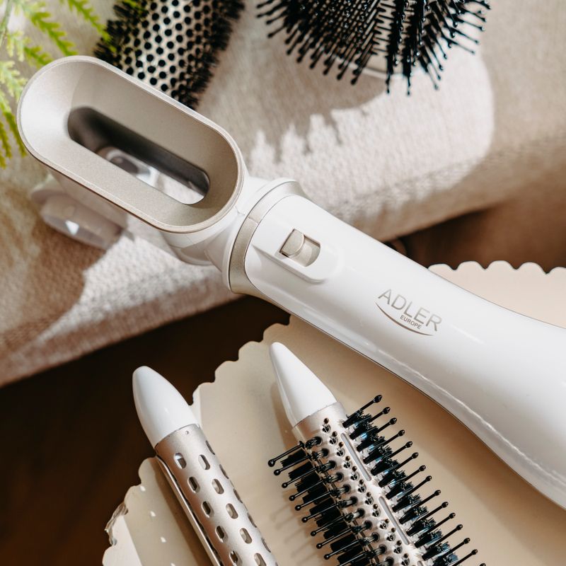 Ingrijire personala si Cosmetice - Aparate & accesorii ingrijire personala - Hair styling - Perii de par electrice - Uscator de par 5 in 1 Adler AD2027wc, 1200W, peri interschimbabili, aer rece - Infinity.ro