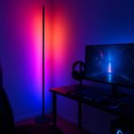Casa si Gradina - Corpuri si surse de iluminat - Veioze si lampi - Lampadare - Lampadar LED RGBIC Philips 142 cm, 13 moduri de lumina, telecomanda, efect gradient, iluminare ambient - Infinity.ro