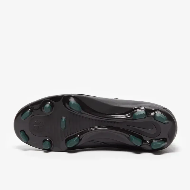 Sport si Outdoor - Echipament Sportiv - Incaltaminte sport - Pantofi sport - Ghete fotbal Nike Phantom Luna II Club FG negru 33.5 Teren gazon natural - Infinity.ro