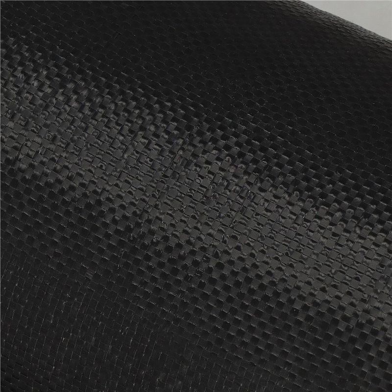 Casa si Gradina - Gradinarit si plante - Sere si solarii - Agrotextil antiburuieni polipropilena 90g/m2 cu protectie UV, mentine umiditatea solului, 50x1.1 m, negru - Infinity.ro