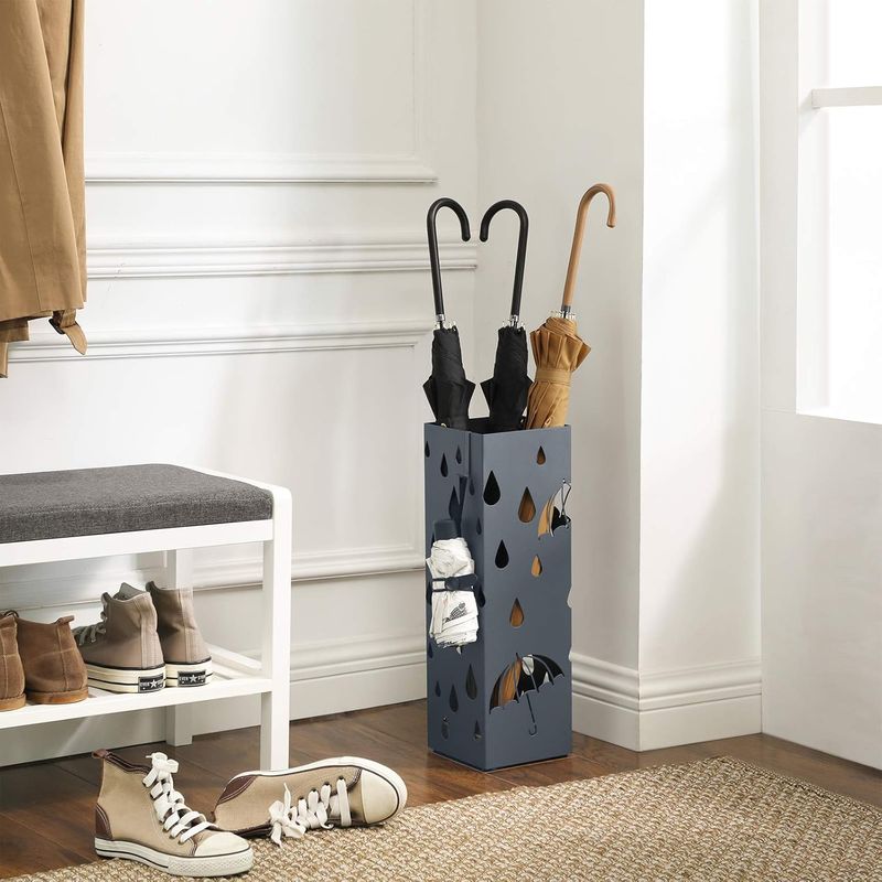 Casa si Gradina - Mobilier - Organizare si depozitare - Cutii depozitare - Suport umbrele metalic cu recipient detasabil apa, 4 carlige, decupaje moderne, 16x16x49 cm, antracit - Infinity.ro
