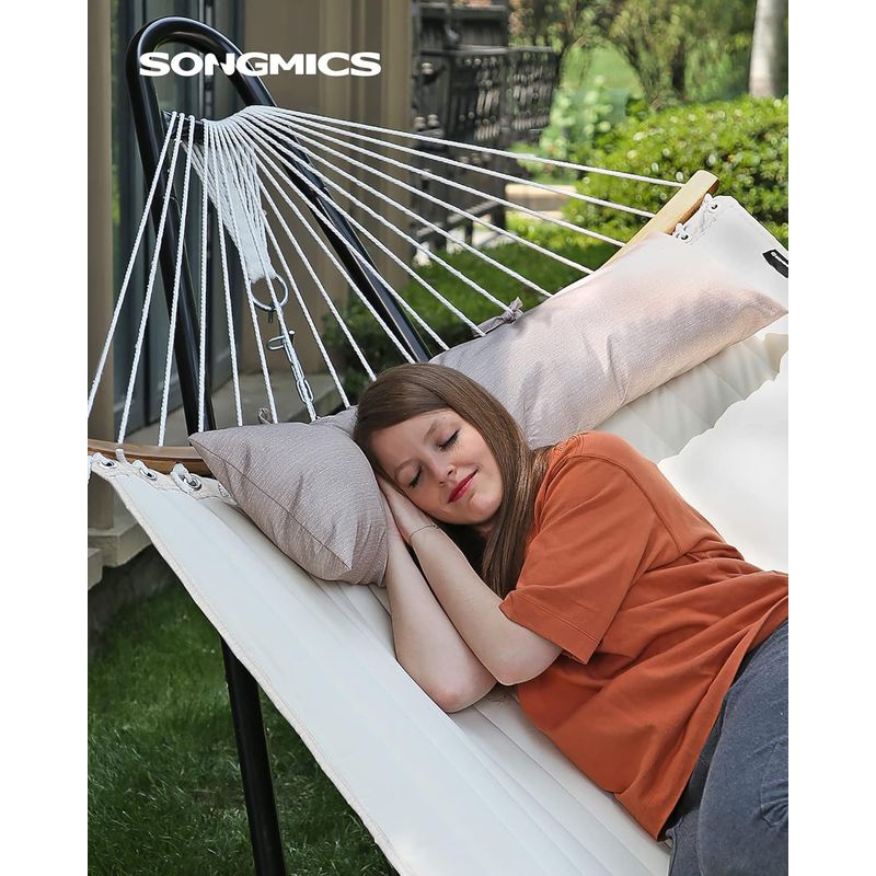 Casa si Gradina - Gradina si terasa - Balansoare si hamace - Balansoare - Hamac dublu cu bare curbate din bambus, perna inclusa, maxim 225 kg, 200x140 cm, crem - Infinity.ro