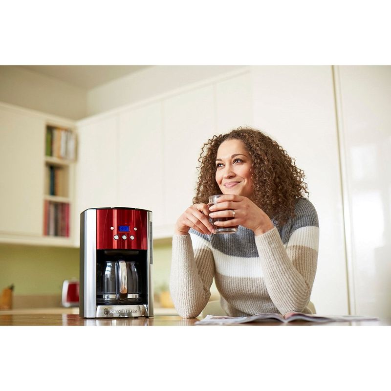 Electronice si Electrocasnice - Electrocasnice bucatarie - Preparare bauturi - Cafetiere - Cafetiera Russell Hobbs Luna, 1.25L, filtru permanent, plita mentinere cald, design elegant, rosu - Infinity.ro