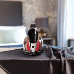 Electronice si Electrocasnice - Ingrijirea tesaturilor - Statii de calcat - Fier de calcat Russell Hobbs One Temperature, talpa ceramica, o singura temperatura sigura, abur continuu, alb - Infinity.ro
