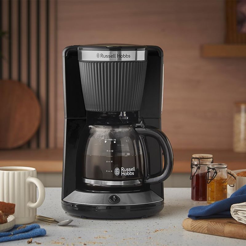 Electronice si Electrocasnice - Electrocasnice bucatarie - Preparare bauturi - Espressoare - Cafetiera cu filtru Russell Hobbs 26780-56 Bronte, 1.25L, WhirlTech, pause & pour, mentinere cald 40 min, Negru Mat - Infinity.ro