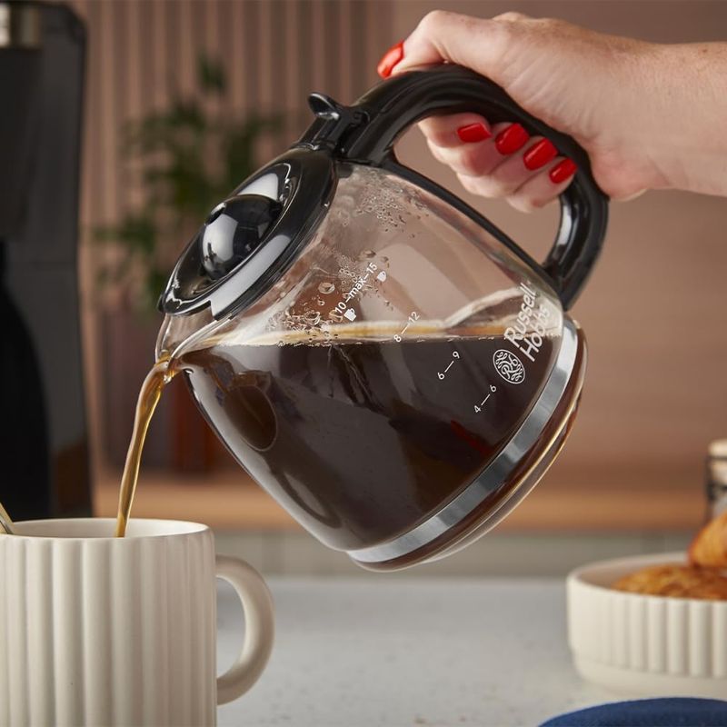 Electronice si Electrocasnice - Electrocasnice bucatarie - Preparare bauturi - Espressoare - Cafetiera cu filtru Russell Hobbs 26780-56 Bronte, 1.25L, WhirlTech, pause & pour, mentinere cald 40 min, Negru Mat - Infinity.ro