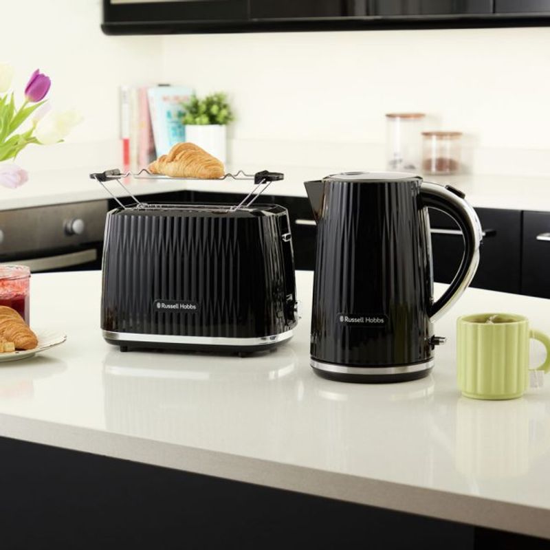 Electronice si Electrocasnice - Electrocasnice bucatarie - Preparare paine - Sandwich-maker - Prajitor de paine Russell Hobbs Eden, 2 fante, gratar chifle, tava firimituri detasabila, design modern, negru - Infinity.ro