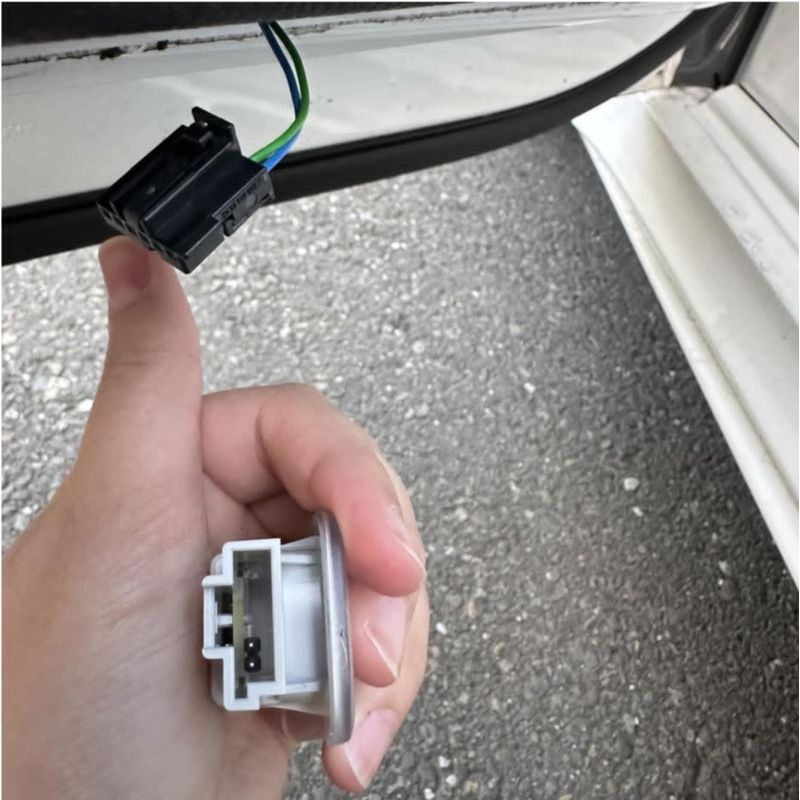 Auto si Moto - Electrice auto - Iluminare si semnalizare - Lumini ambientale - Lampi Portiere Auto MERCEDEZ BENZ cu LOGO, C118, C257, A238, C238, C218, X218, C257, W218, W219, W222, ANGGT, A207, C207 - Infinity.ro