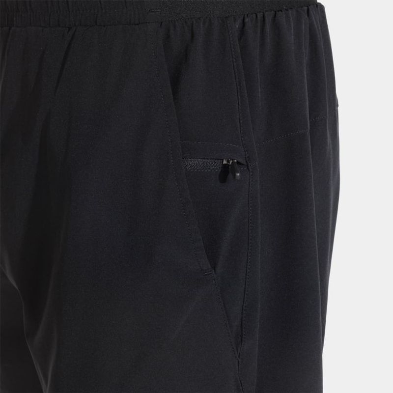 Sport si Outdoor - Echipament Sportiv - Imbracaminte sport - Pantaloni scurti sport - Pantaloni scurti Joma Core negru M - Infinity.ro