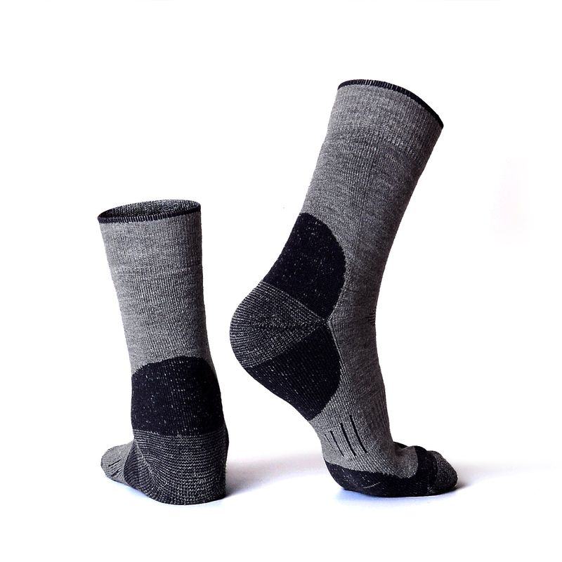 Fashion, accesorii si bijuterii - Barbati - Lenjerie si pijamale barbati - Sosete si ciorapi barbati - Sosete Groase din Lana Merino pentru Munte, Alpinism si Sporturi de Iarna, Anti-Miros si Uscare Rapida - Grey, 39-43 - Infinity.ro