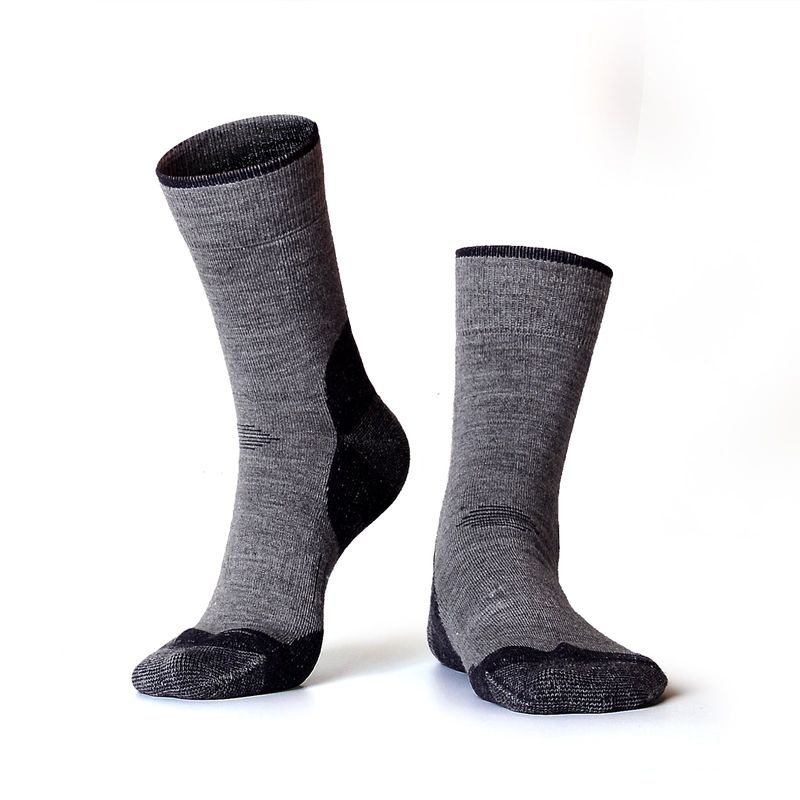 Fashion, accesorii si bijuterii - Barbati - Lenjerie si pijamale barbati - Sosete si ciorapi barbati - Sosete Groase din Lana Merino pentru Munte, Alpinism si Sporturi de Iarna, Anti-Miros si Uscare Rapida - Grey, 39-43 - Infinity.ro