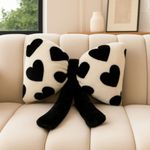 Casa si Gradina - Textile si covoare - Perne si pilote - Perne decorative - Perna decorativa pufoasa, model funda cu inimioare, 40x50 cm, perna moale pentru canapea si dormitor, crem-negru - Infinity.ro