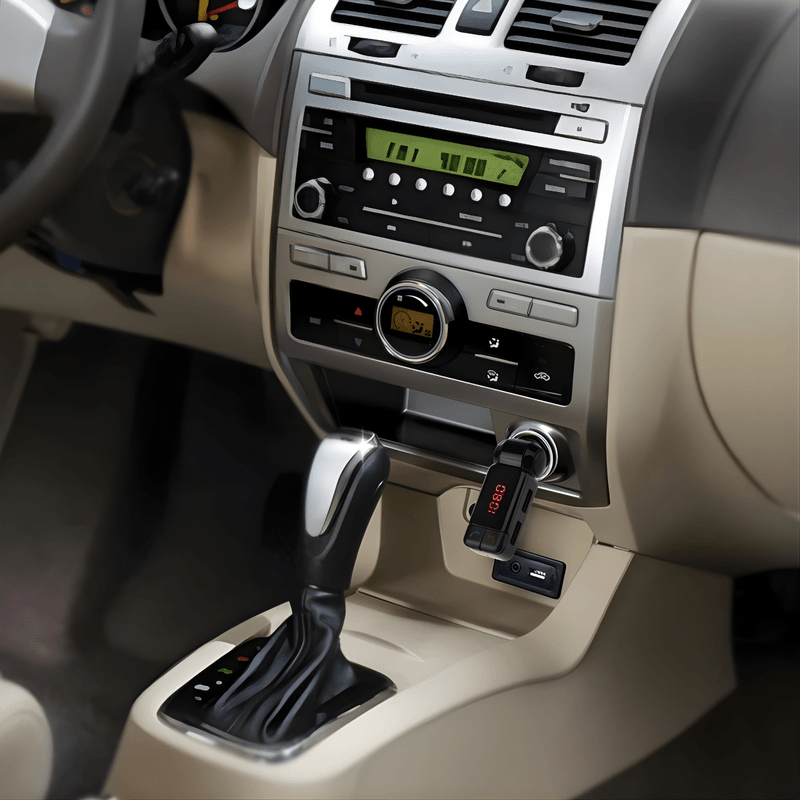 Auto si Moto - Electronice auto - Multimedia auto - Modulator FM auto pliabil, Bluetooth pentru muzica si apeluri, microfon integrat, 2 x USB-A - Infinity.ro