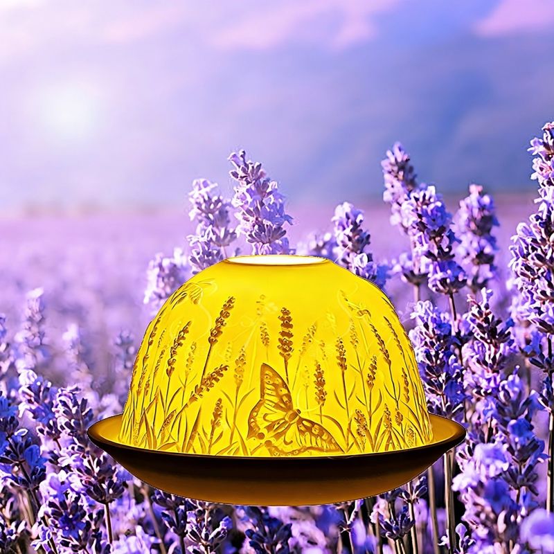Casa si Gradina - Decoratiuni - Aromaterapie si lumanari - Suporturi lumanari - Suport lumanare din portelan, proiectie luminoasa 3D cu lavanda, decor elegant - Infinity.ro